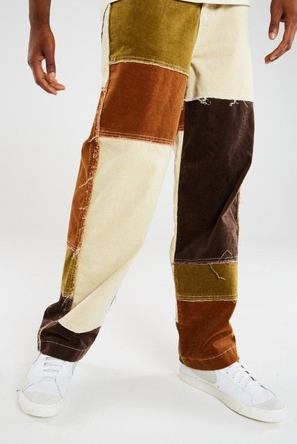 Jeans Patch Urbanos – Estilo Relajado y en Tendencia